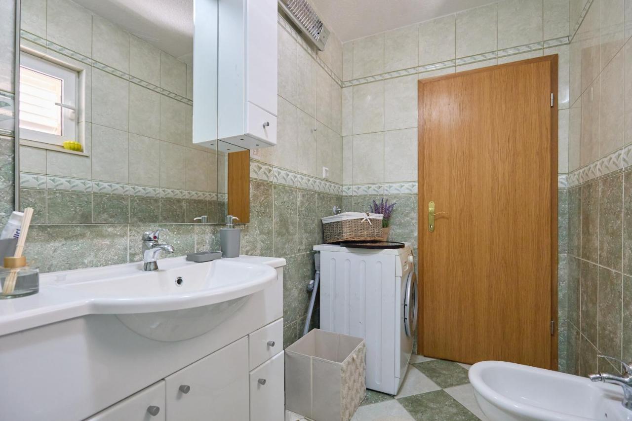 Apartment Bellevue Duplex *