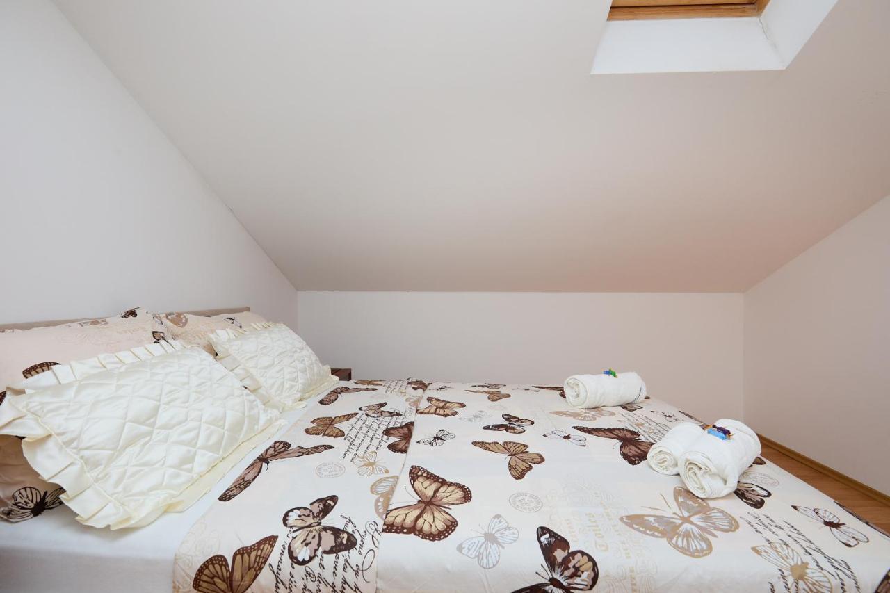 Apartment Bellevue Duplex *